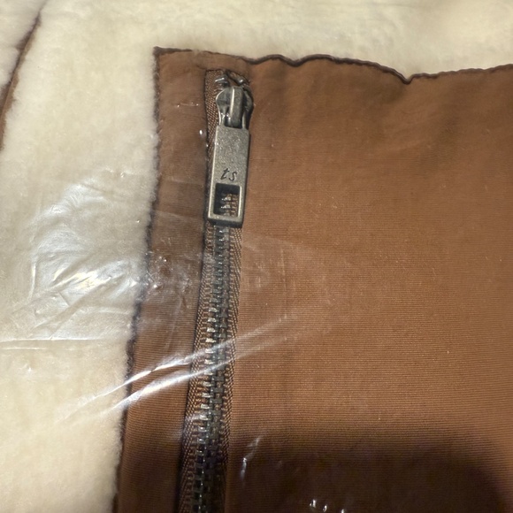 Taylor Swift Sherpa - Picture 3 of 6